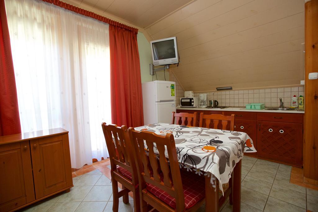 Royal Apartman Hajdúszoboszló Exteriör bild
